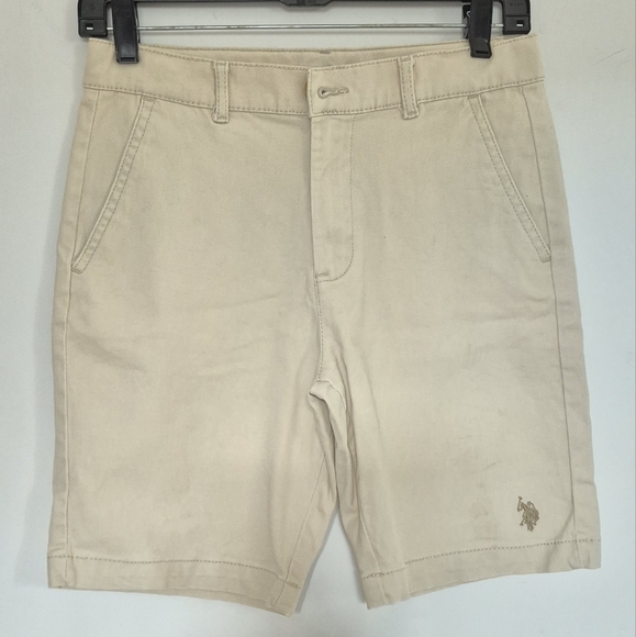 U.S. Polo Assn. Cream Flat Front Casual Shorts - Picture 1 of 9